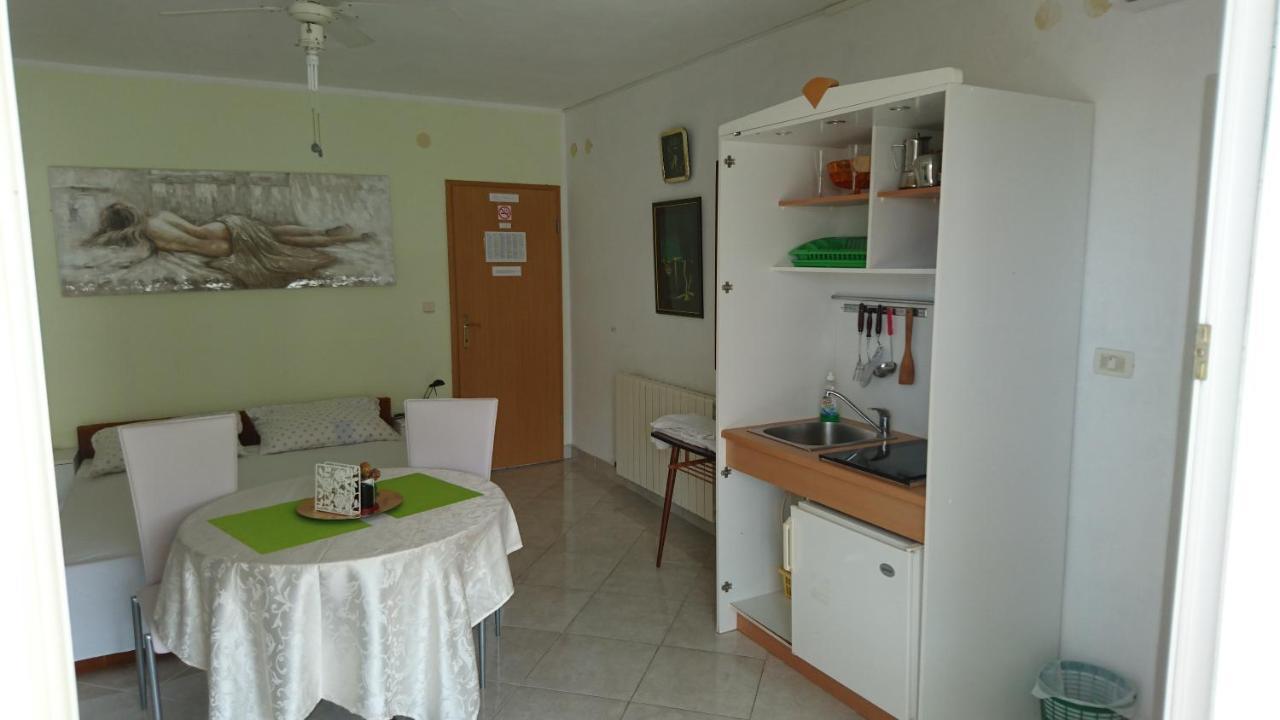 Apartments Panorama Ровінь Екстер'єр фото